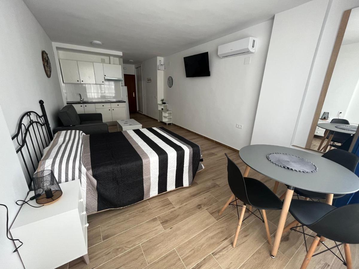 Ver621 - Estudio Con Vistas Al Mar, Wifi, Piscina, Centro A 100 Metros, Playa A 600 Metros توريمولينوس المظهر الخارجي الصورة